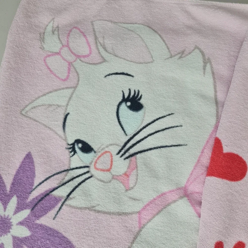 Disney Hong Kong Disneyland Beach Towel Marie Cat Pink Flowers 29x57 Cotton